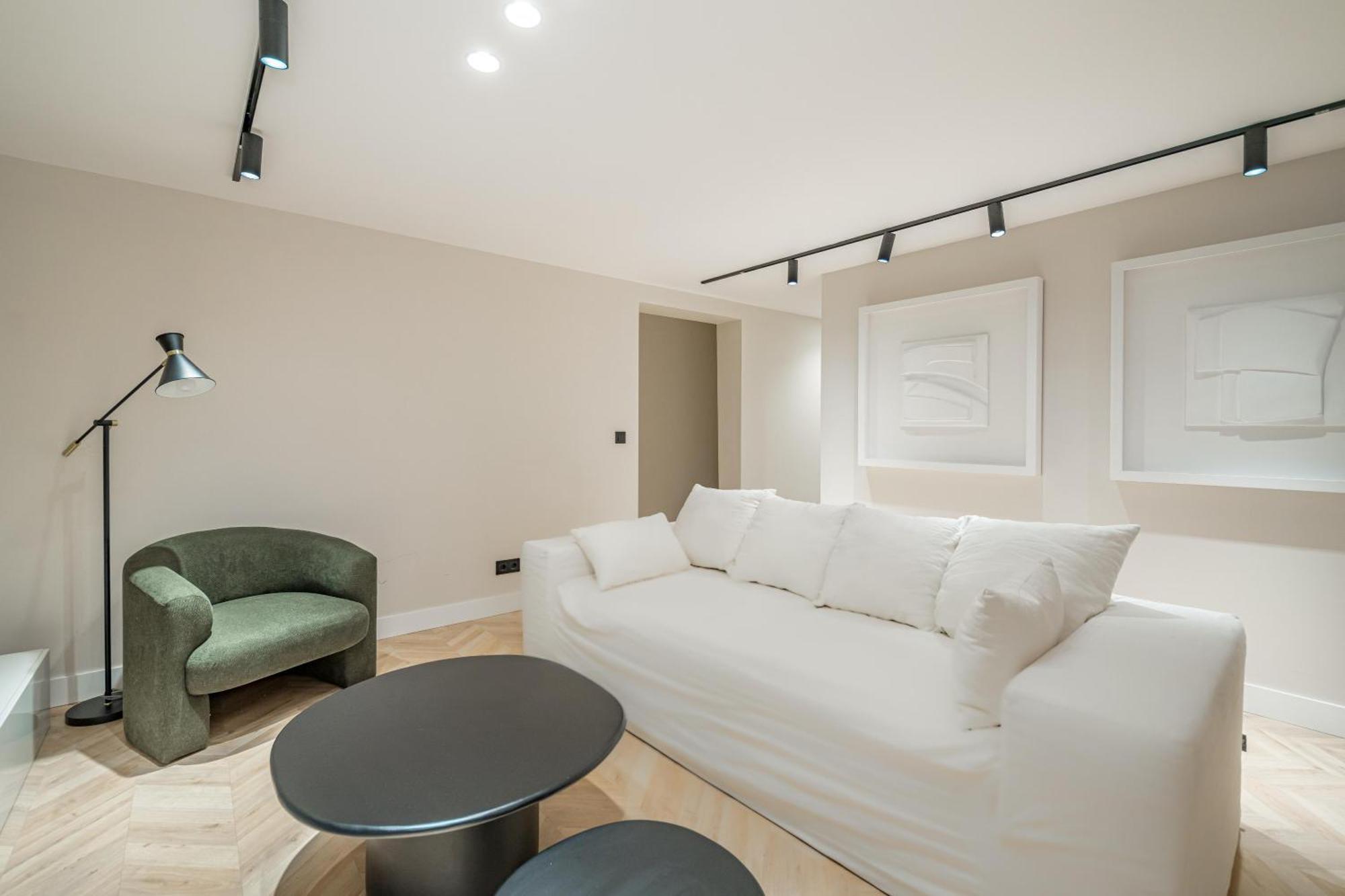 Puerta Del Sol 3Br 3Bh Leilighet Madrid Eksteriør bilde